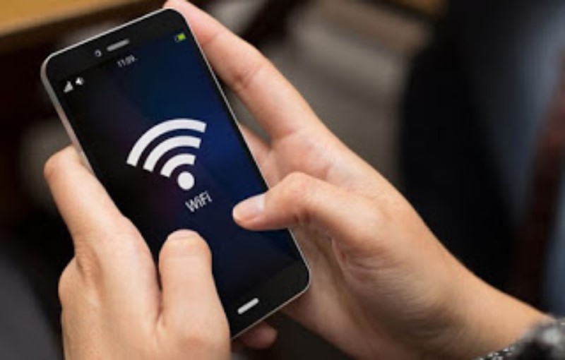 Cara berbagi kata sandi Wi-Fi dengan perangkat lain