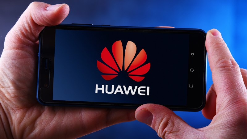 Vergleich von Huawei-Handys mit und ohne Google