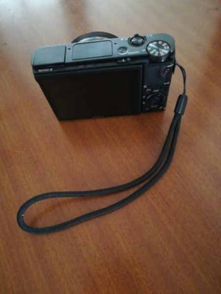 Unterschiede zwischen der Sony RX100 V Kamera und der RX100 VI
