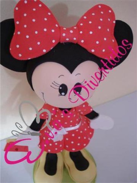 The best online stores to buy Minnie Mouse molds for cakes