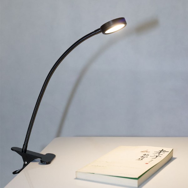 Le migliori tipologie di lampade da lettura per accompagnare i tuoi momenti di lettura