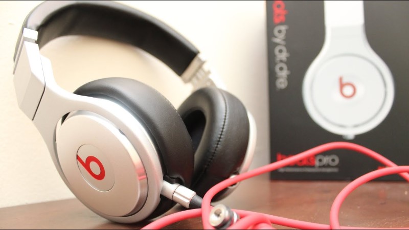 Unboxing and First Impressions: Beats Studio Buds